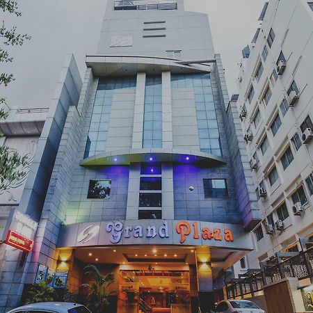 Hotel Super Capital O Grand Plaza Coimbatore Exterior foto